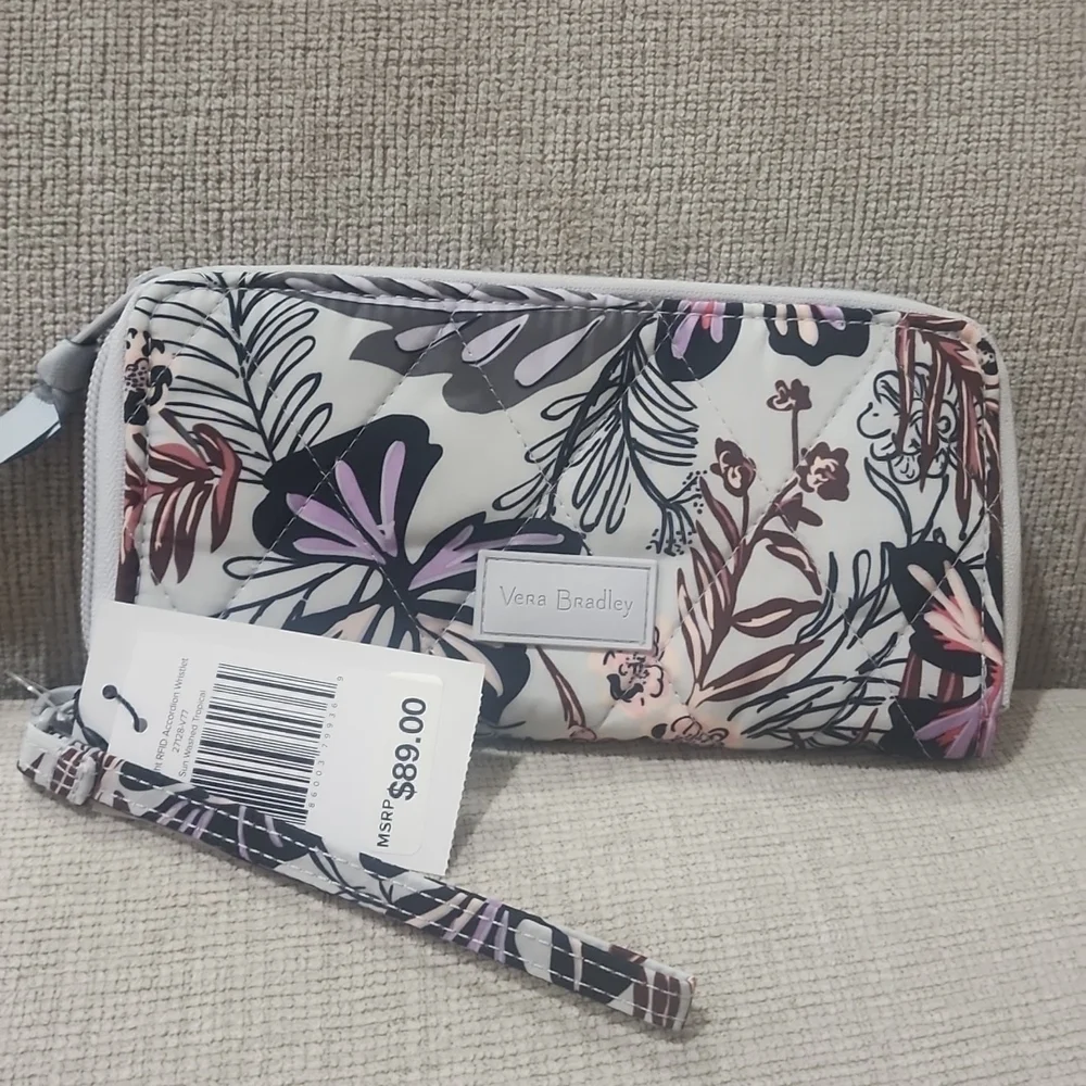 Vera Bradley RFID Accordion Wristlet